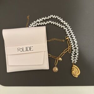 Solid Gold & Pearl Pendant Necklace - Gold and White
